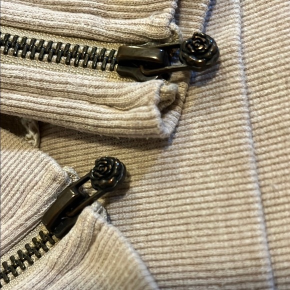 Cute Rose Bud Zippers for seamstress - Picture 5 of 5